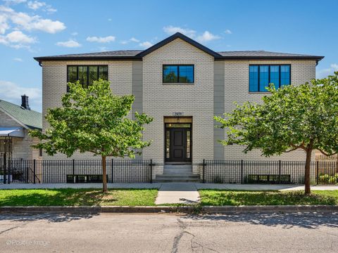 2859 S Hillock Avenue, Chicago, IL 60608 - #: 12467307