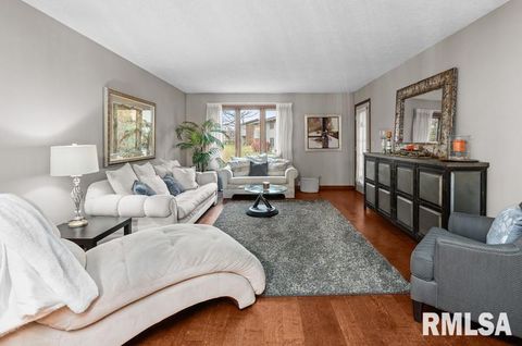 Tiny photo for 1120 TERRACE PARK Drive, Bettendorf, IA 52722 (MLS # QC4269498)