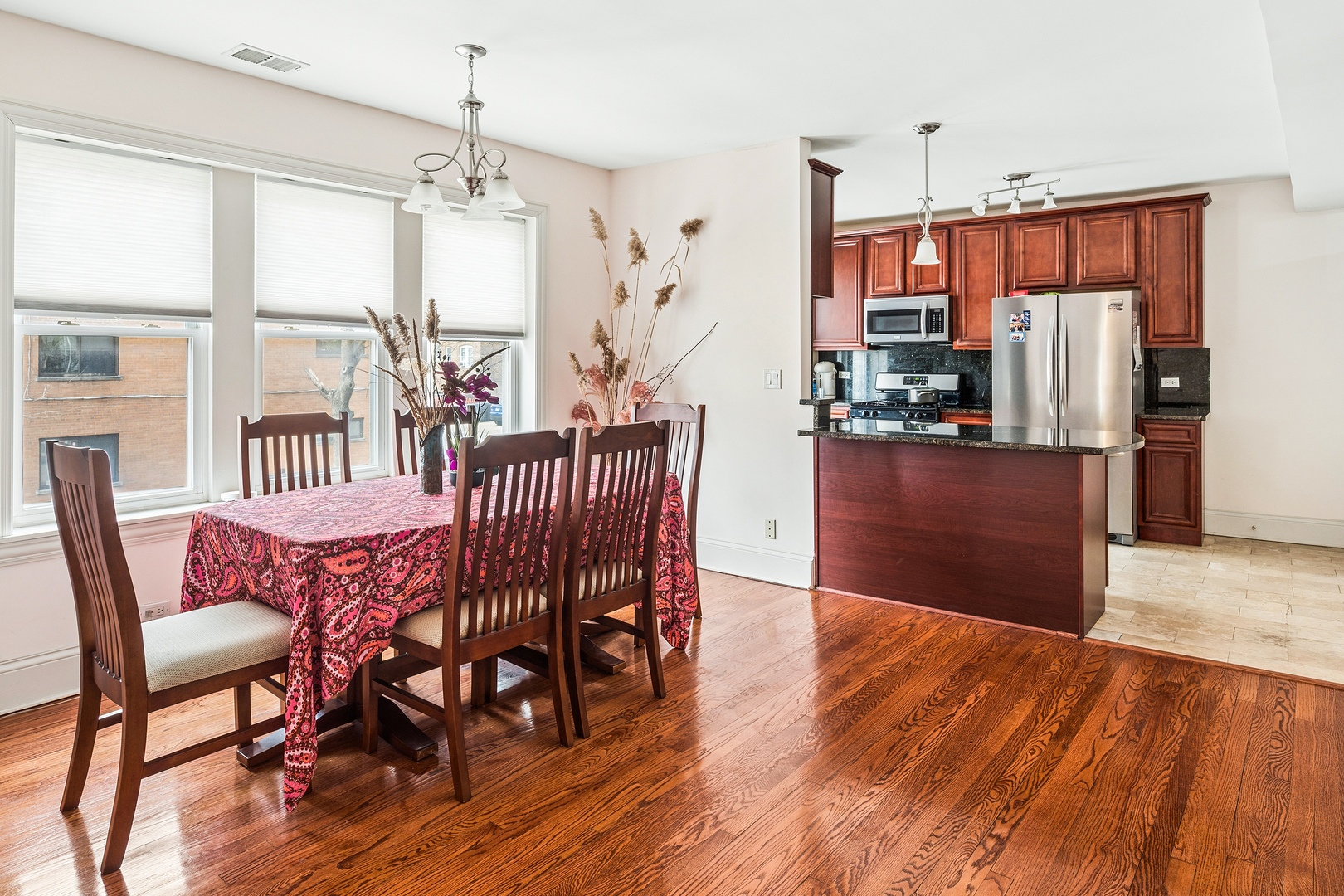 2656 W Lunt Avenue 1