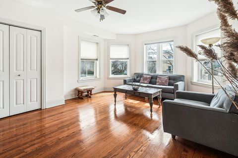 Tiny photo for 2656 W Lunt Avenue #1, Chicago, IL 60645 (MLS # 12599798)