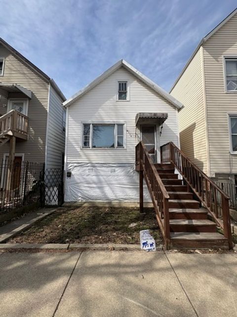Photo of 4534 S Honore Street, Chicago, IL 60609 (MLS # 12655544)