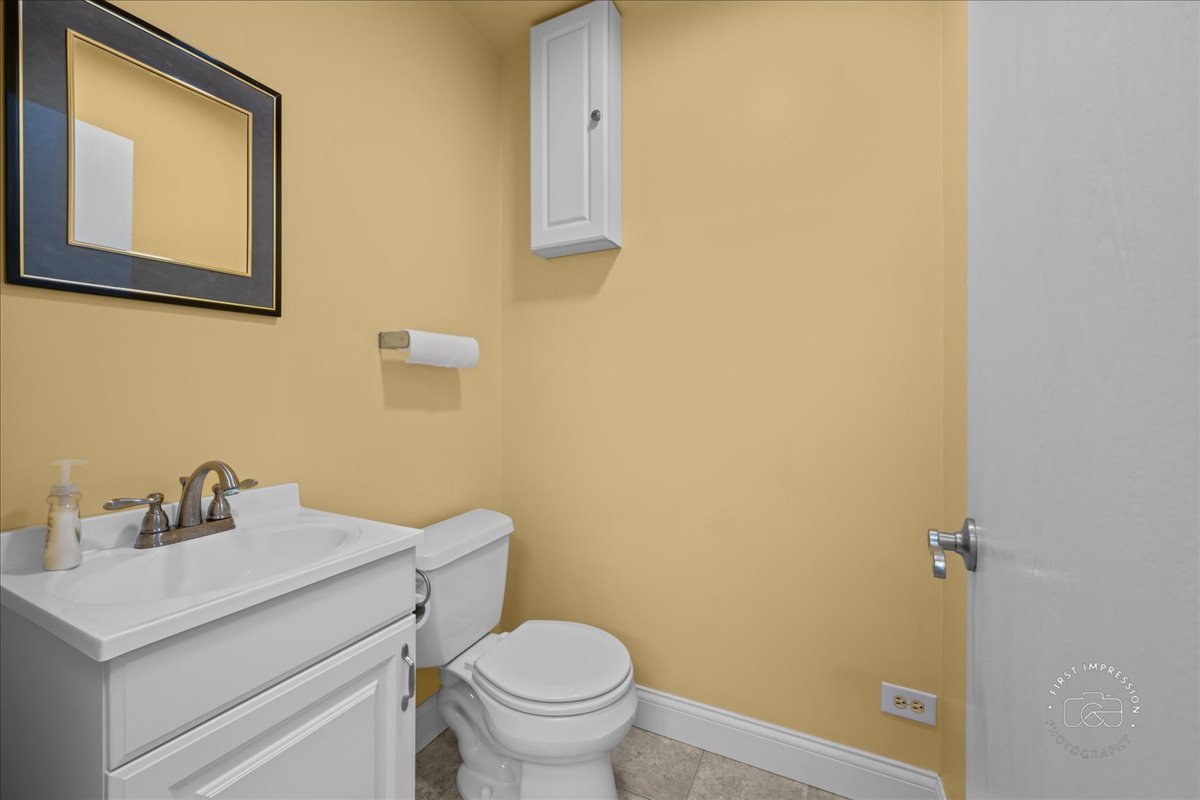 St. Charles, Illinois 60174, United States, ,Commercial,Active,240635