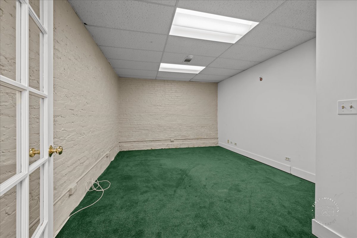 St. Charles, Illinois 60174, United States, ,Commercial,Active,240635