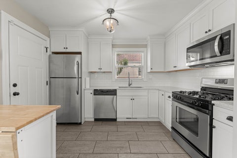 Tiny photo for 18516 Clyde Road, Homewood, IL 60430 (MLS # 12746105)
