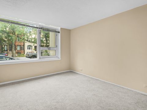 Tiny photo for 2728 N HAMPDEN Court #109, Chicago, IL 60614 (MLS # 12435528)