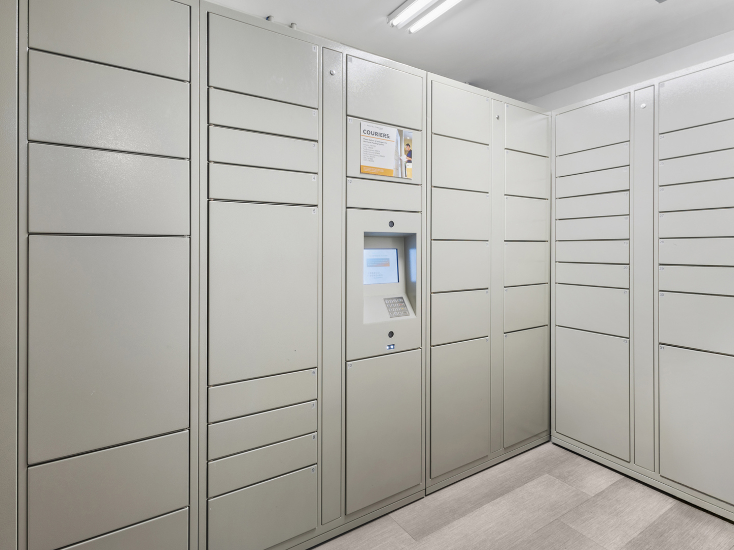 Chicago, Illinois 60614, United States, 1 Bedroom Bedrooms, ,1 BathroomBathrooms,Residential,Active,202248