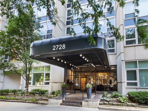 Photo of 2728 N HAMPDEN Court #109, Chicago, IL 60614 (MLS # 12435528)