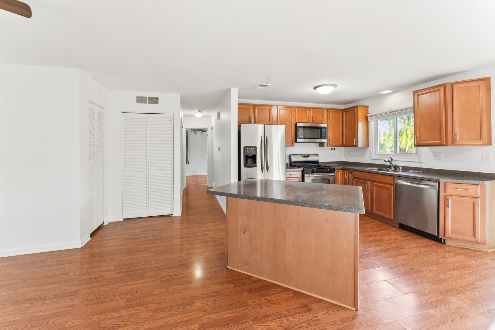 4950 Rochester Drive