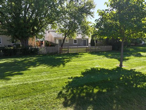 Tiny photo for 4950 Rochester Drive, Hoffman Estates, IL 60010 (MLS # 12498681)