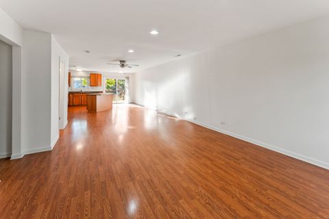 Tiny photo for 4950 Rochester Drive, Hoffman Estates, IL 60010 (MLS # 12498681)