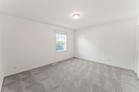 Tiny photo for 4950 Rochester Drive, Hoffman Estates, IL 60010 (MLS # 12498681)