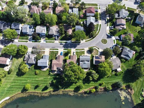 Tiny photo for 4950 Rochester Drive, Hoffman Estates, IL 60010 (MLS # 12498681)