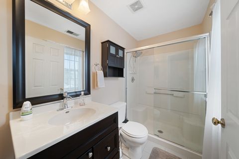 Tiny photo for 9026 HEATHWOOD Circle, Niles, IL 60714 (MLS # 12532349)