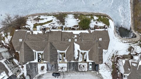 Tiny photo for 9026 HEATHWOOD Circle, Niles, IL 60714 (MLS # 12532349)