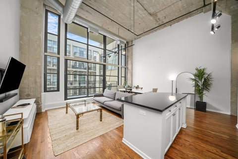 Tiny photo for 900 N Kingsbury Street #971, Chicago, IL 60610 (MLS # 12765270)