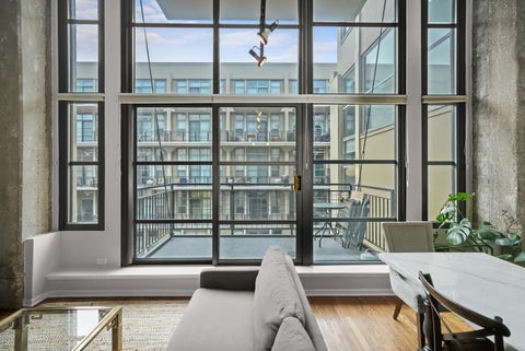Tiny photo for 900 N Kingsbury Street #971, Chicago, IL 60610 (MLS # 12765270)