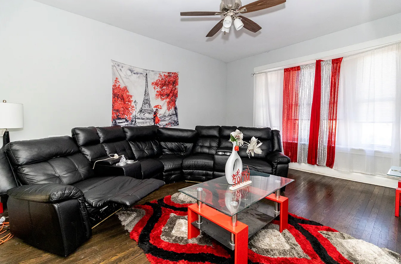 5523 W Huron Street