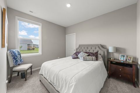 Tiny photo for 1 Savannah Court, Algonquin, IL 60102 (MLS # 12465262)