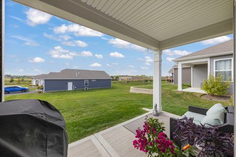 Tiny photo for 1 Savannah Court, Algonquin, IL 60102 (MLS # 12465262)