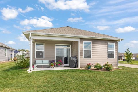 Tiny photo for 1 Savannah Court, Algonquin, IL 60102 (MLS # 12465262)
