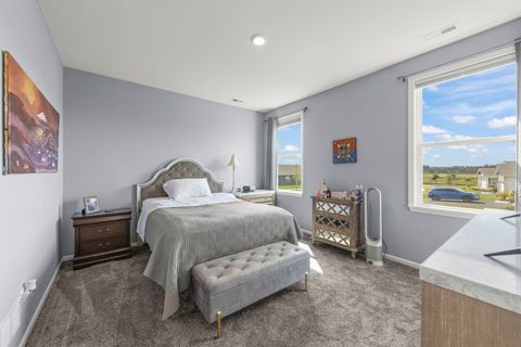 Tiny photo for 1 Savannah Court, Algonquin, IL 60102 (MLS # 12465262)