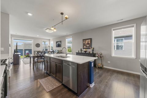 Tiny photo for 1 Savannah Court, Algonquin, IL 60102 (MLS # 12465262)