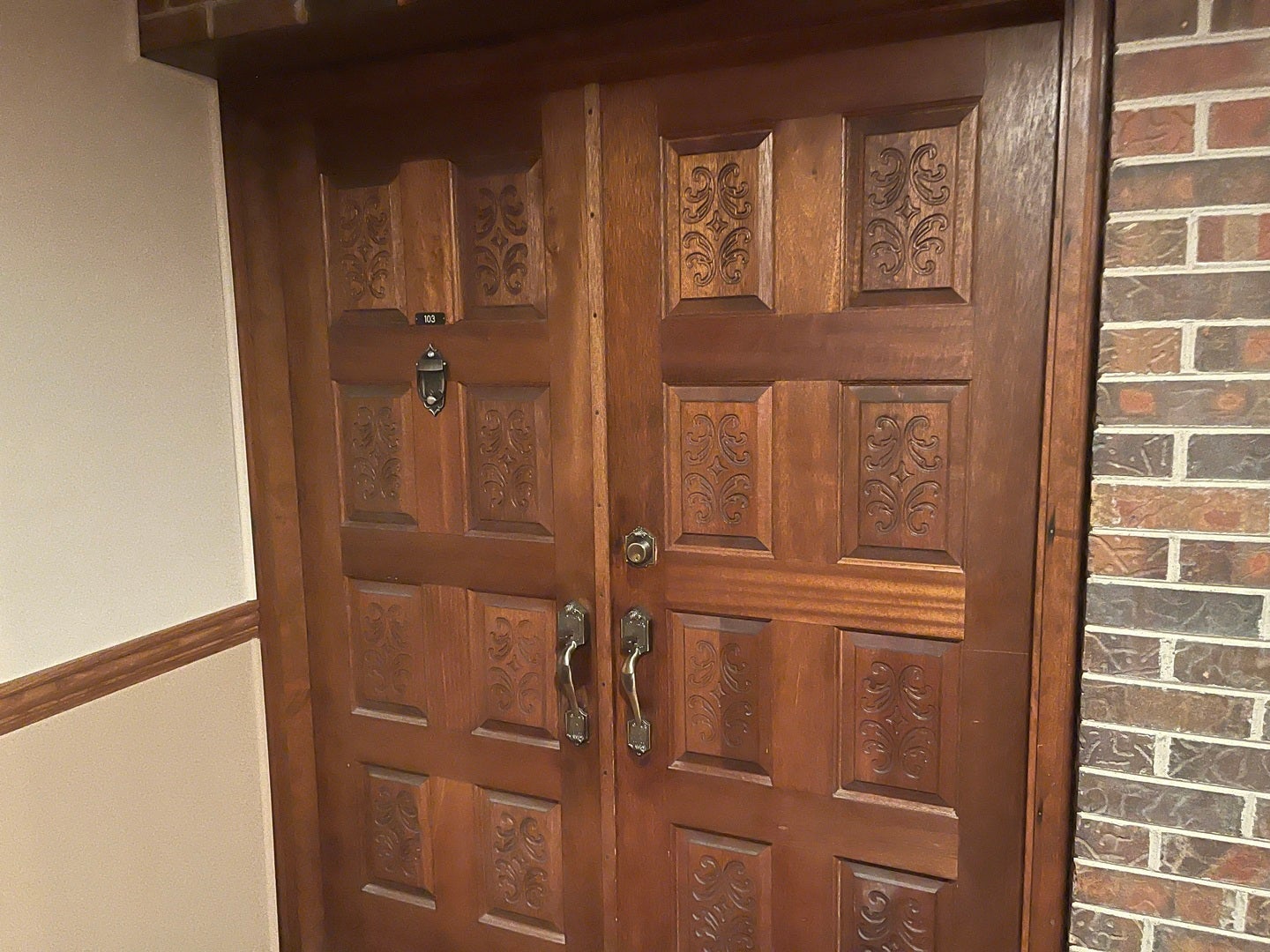 121 S Spruce Avenue 103