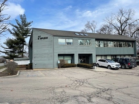Photo 1 of 19 — 217 N McLean Boulevard D, Elgin, IL 60123