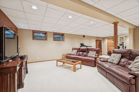 Tiny photo for 542 Blackthorn Drive, Crystal Lake, IL 60014 (MLS # 12479135)