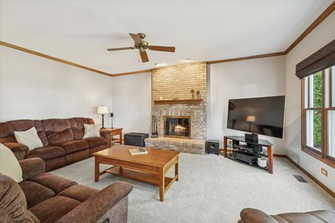 Tiny photo for 542 Blackthorn Drive, Crystal Lake, IL 60014 (MLS # 12479135)