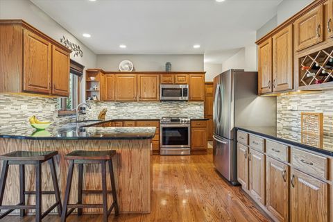 Tiny photo for 542 Blackthorn Drive, Crystal Lake, IL 60014 (MLS # 12479135)