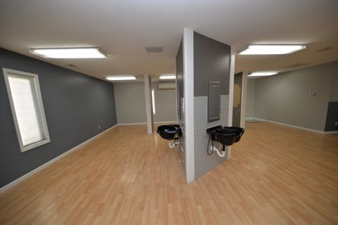 Tiny photo for 16275 N Illinois 37 Highway, Mt Vernon, IL 62864 (MLS # 12575886)