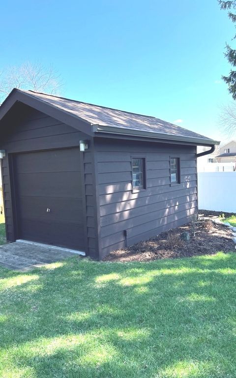 Tiny photo for 2376 Wyckwood Drive, Aurora, IL 60506 (MLS # 12610312)