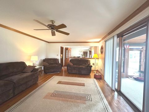 Tiny photo for 2376 Wyckwood Drive, Aurora, IL 60506 (MLS # 12610312)
