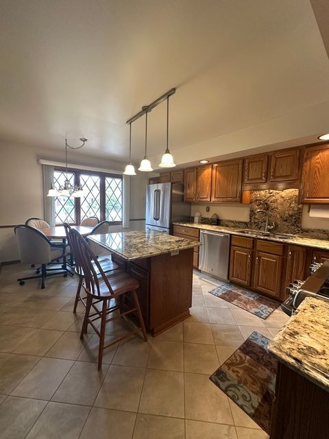 Tiny photo for 2376 Wyckwood Drive, Aurora, IL 60506 (MLS # 12610312)