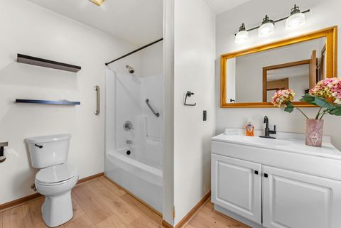 Tiny photo for 3455 W Harbor Drive, Bettendorf, IA 52722 (MLS # 12612336)