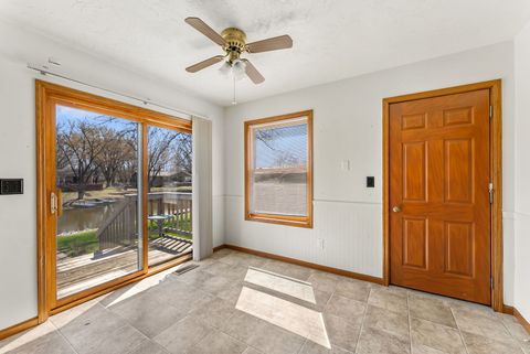 Tiny photo for 3455 W Harbor Drive, Bettendorf, IA 52722 (MLS # 12612336)