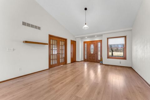 Tiny photo for 3455 W Harbor Drive, Bettendorf, IA 52722 (MLS # 12612336)