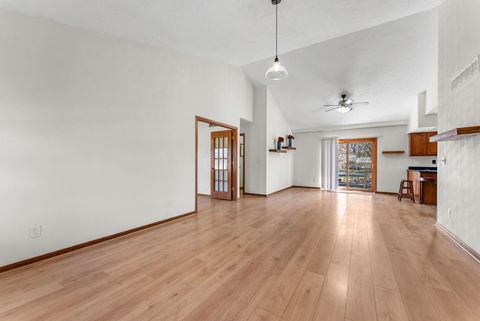 Tiny photo for 3455 W Harbor Drive, Bettendorf, IA 52722 (MLS # 12612336)