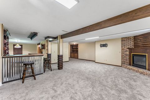 Tiny photo for 3455 W Harbor Drive, Bettendorf, IA 52722 (MLS # 12612336)