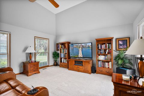 Tiny photo for 8 Hillcrest Drive, Sugar Grove, IL 60554 (MLS # 12491821)