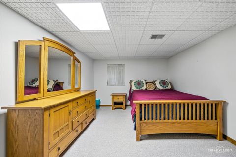 Tiny photo for 8 Hillcrest Drive, Sugar Grove, IL 60554 (MLS # 12491821)