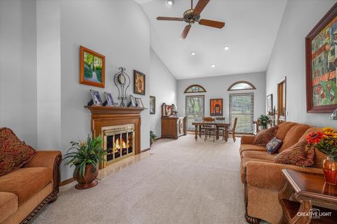 Tiny photo for 8 Hillcrest Drive, Sugar Grove, IL 60554 (MLS # 12491821)
