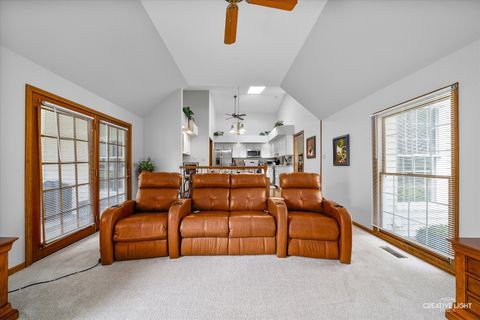 Tiny photo for 8 Hillcrest Drive, Sugar Grove, IL 60554 (MLS # 12491821)