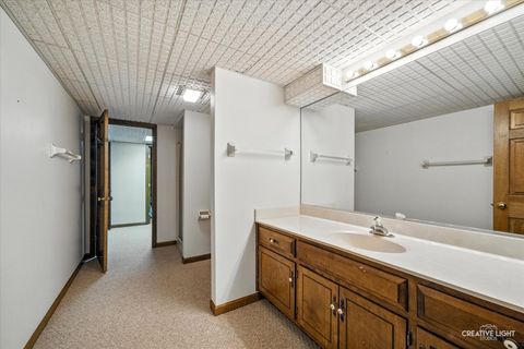 Tiny photo for 8 Hillcrest Drive, Sugar Grove, IL 60554 (MLS # 12491821)