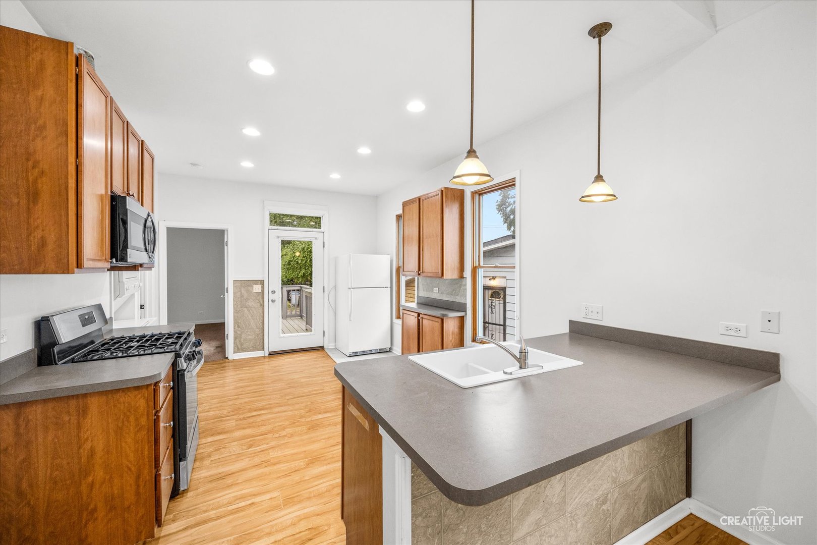 255 Bartlett Place