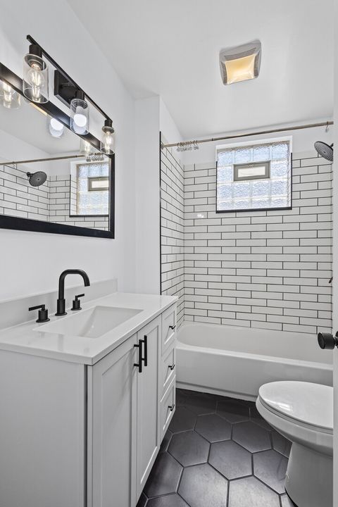Tiny photo for 5212 S Lorel Avenue, Chicago, IL 60638 (MLS # 12602443)