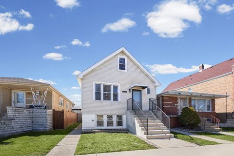 Tiny photo for 5212 S Lorel Avenue, Chicago, IL 60638 (MLS # 12602443)