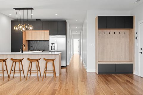 Tiny photo for 3653 W Barry Avenue #1E, Chicago, IL 60618 (MLS # 12543445)