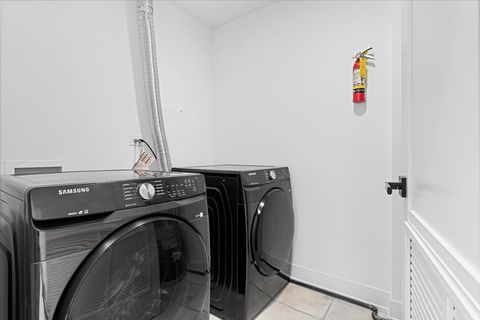 Tiny photo for 3653 W Barry Avenue #1E, Chicago, IL 60618 (MLS # 12543445)